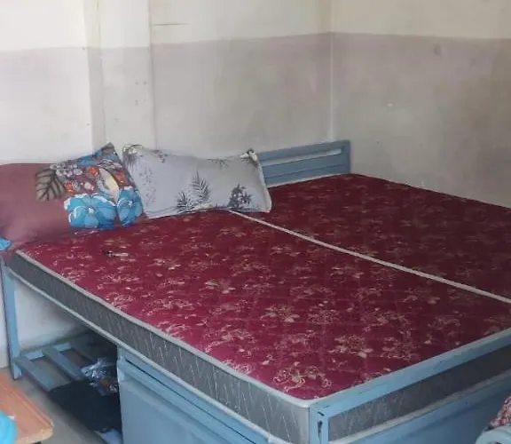 Aashiyana Boys Hostel